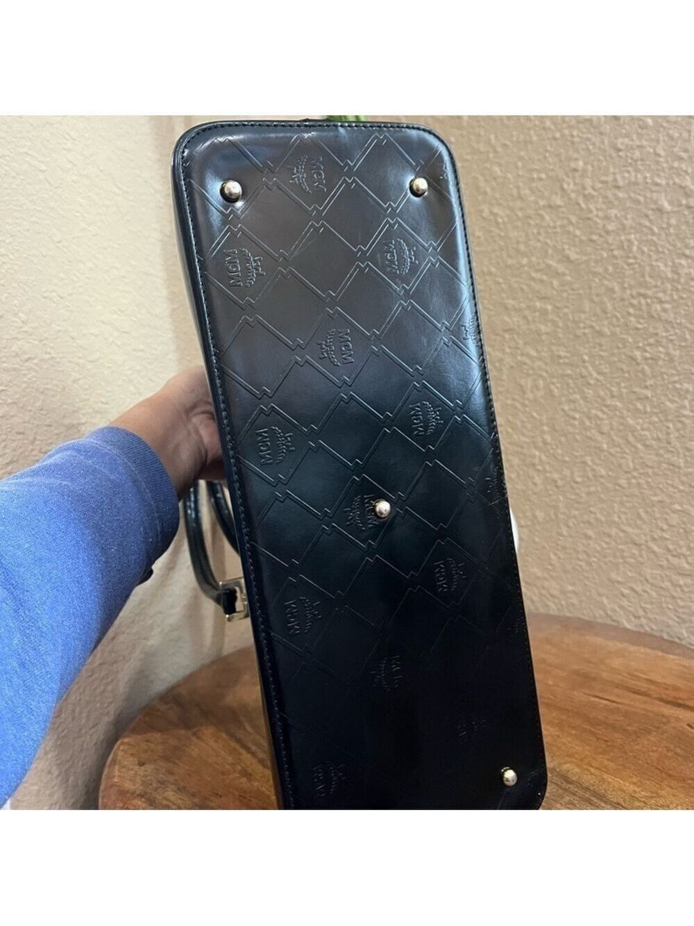MCM BLACK HANDBAG - Picture 7 of 11